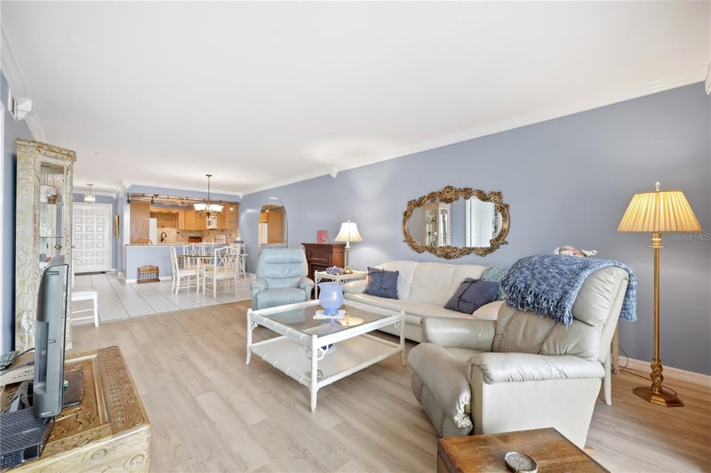 3500 Gulf Blvd #217, Belleair Beach, FL 33786