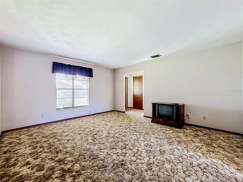 1104 77th St NW, Bradenton, FL 34209