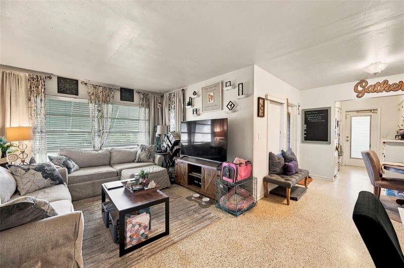 1154 Angle Rd, Dunedin, FL 34698