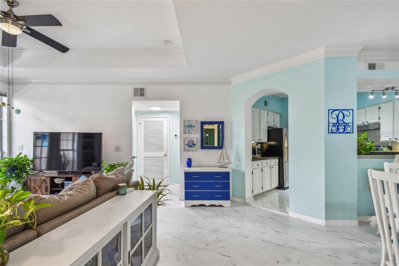 4304 Bay Club Cir, Tampa, FL 33607