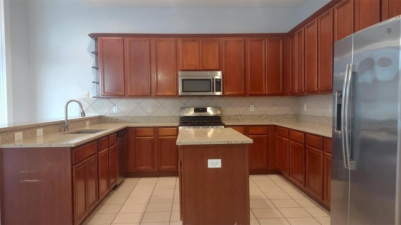 18309 Eastwyck Dr, Tampa, FL 33647