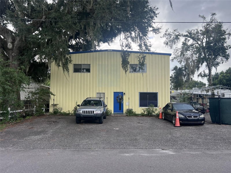 4802 6th St, Zephyrhills, FL 33542