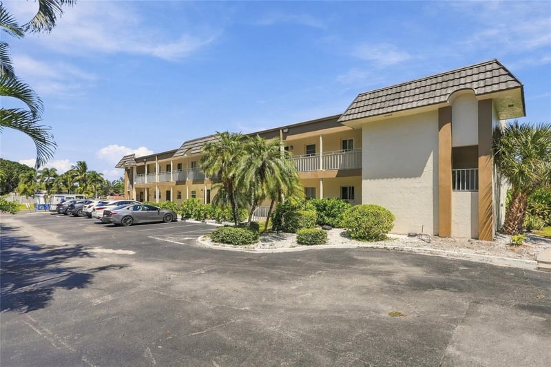 4601 Chancellor St NE #143, St Petersburg, FL 33703