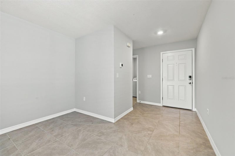 1172 7th Ave NW, Ruskin, FL 33570