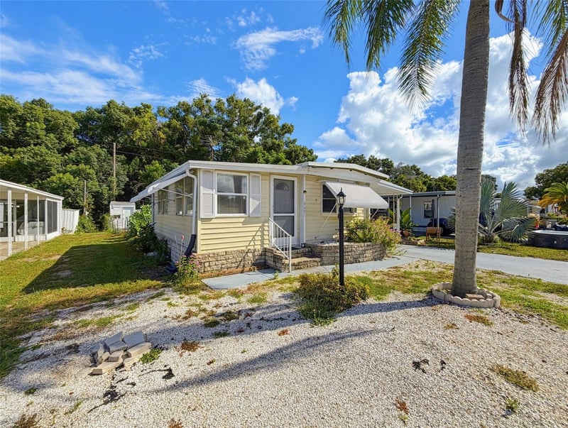 6601 Kumquat Dr, New Port Richey, FL 34653