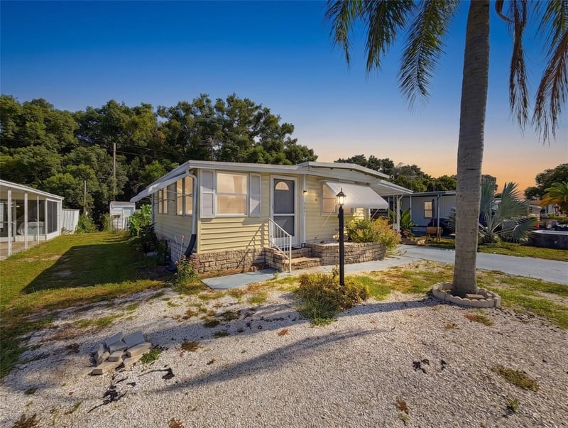 6601 Kumquat Dr, New Port Richey, FL 34653