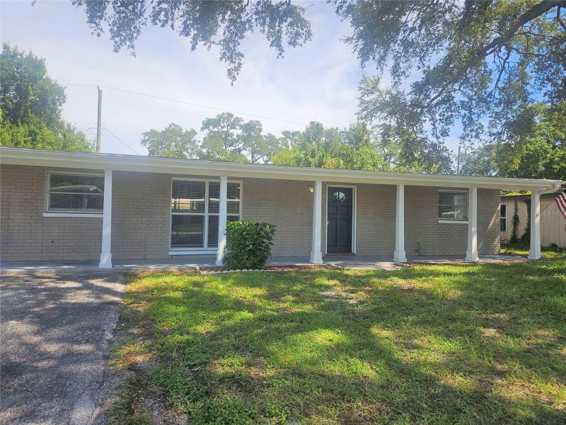 2160 Alemanda Dr, Clearwater, FL 33764