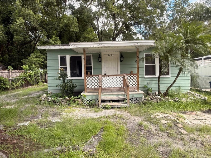 8425 N Jones Ave, Tampa, FL 33604