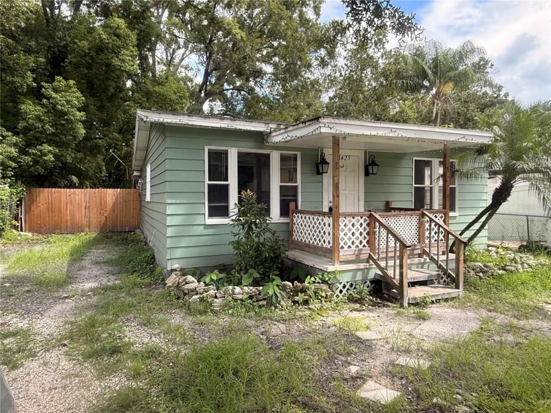 8425 N Jones Ave, Tampa, FL 33604