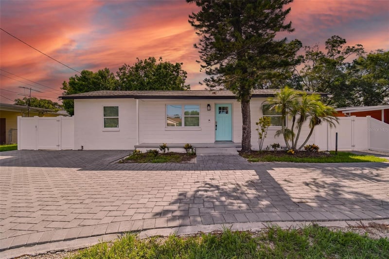 7508 N Tampania Ave, Tampa, FL 33614