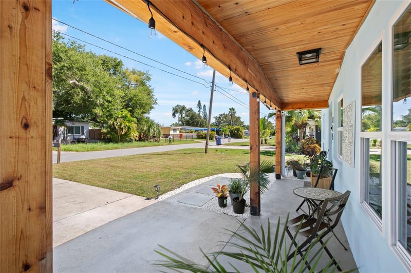 815 67th St S, St Petersburg, FL 33707