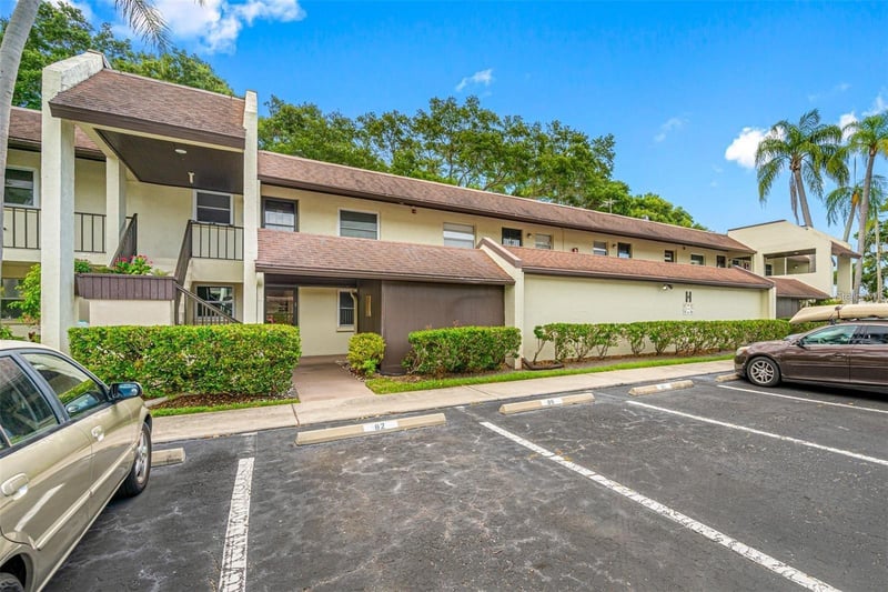1100 E Bay Dr #82, Largo, FL 33770
