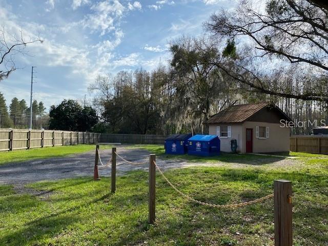 19510 Holly Ln, Lutz, FL 33558