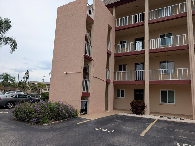 4133 Heron Way #E-202, Bradenton, FL 34205