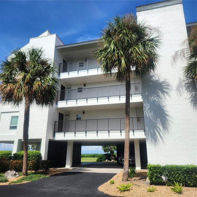 4600 Gulf Of Mexico Dr #301, Longboat Key, FL 34228