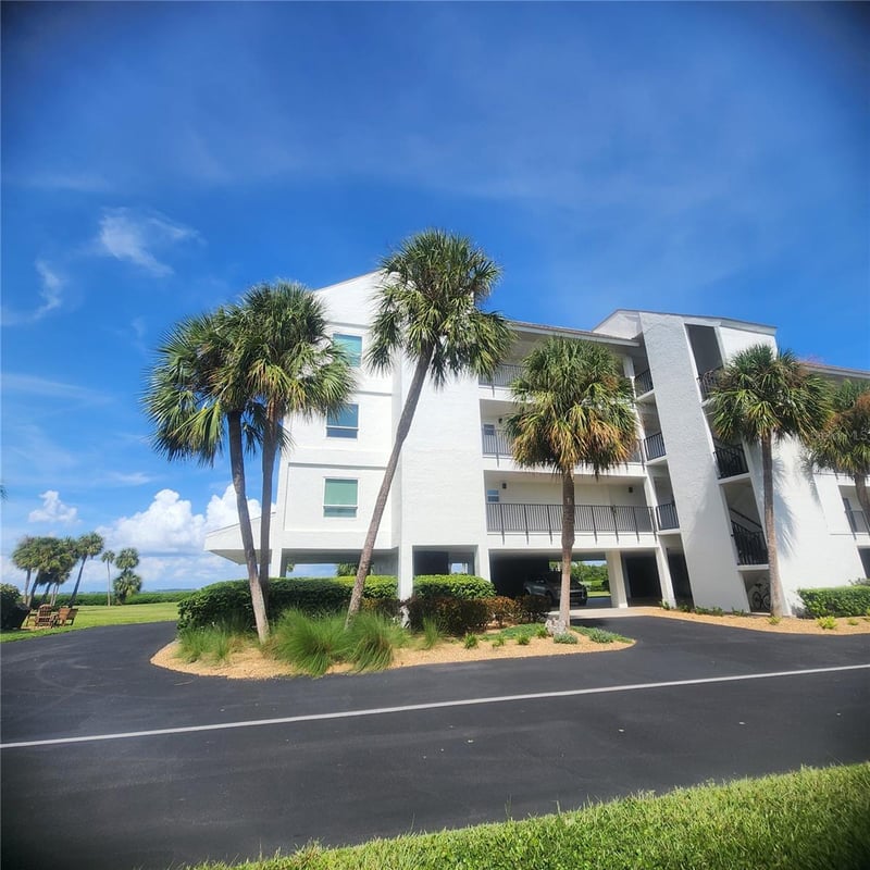 4600 Gulf Of Mexico Dr #301, Longboat Key, FL 34228