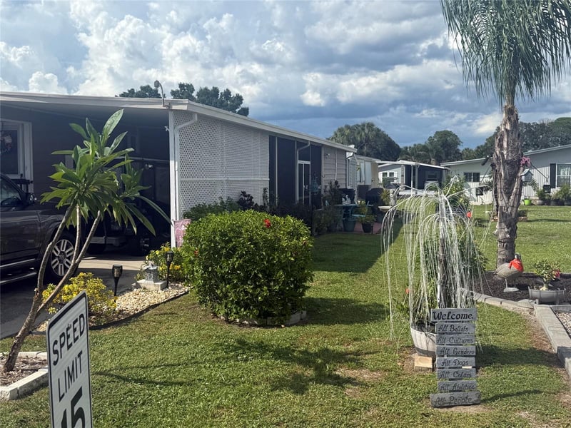 133 S Saint Thomas Cir, Apollo Beach, FL 33572