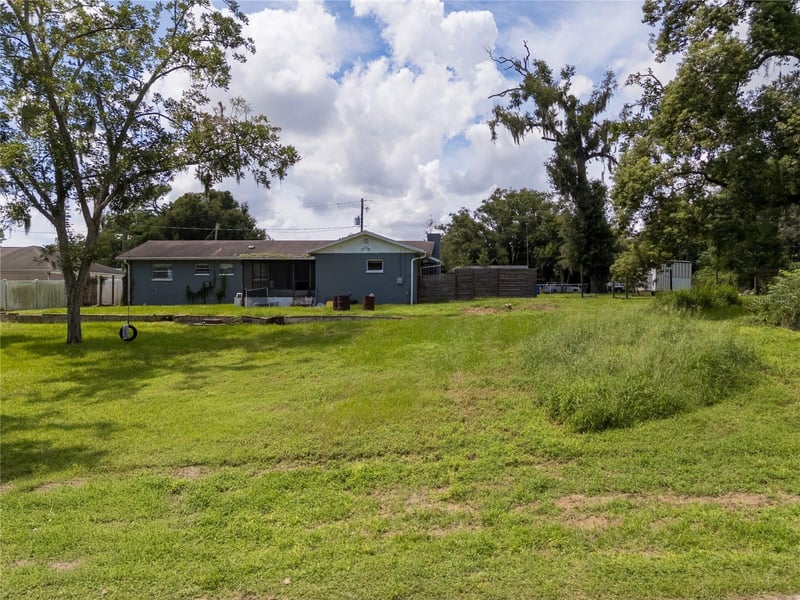 5217 Peach Ave, Seffner, FL 33584