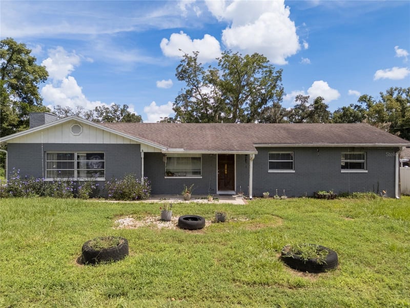5217 Peach Ave, Seffner, FL 33584