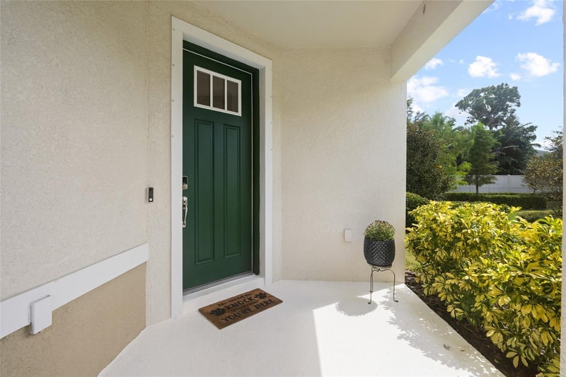 8519 Arabella Ln, Seminole, FL 33777