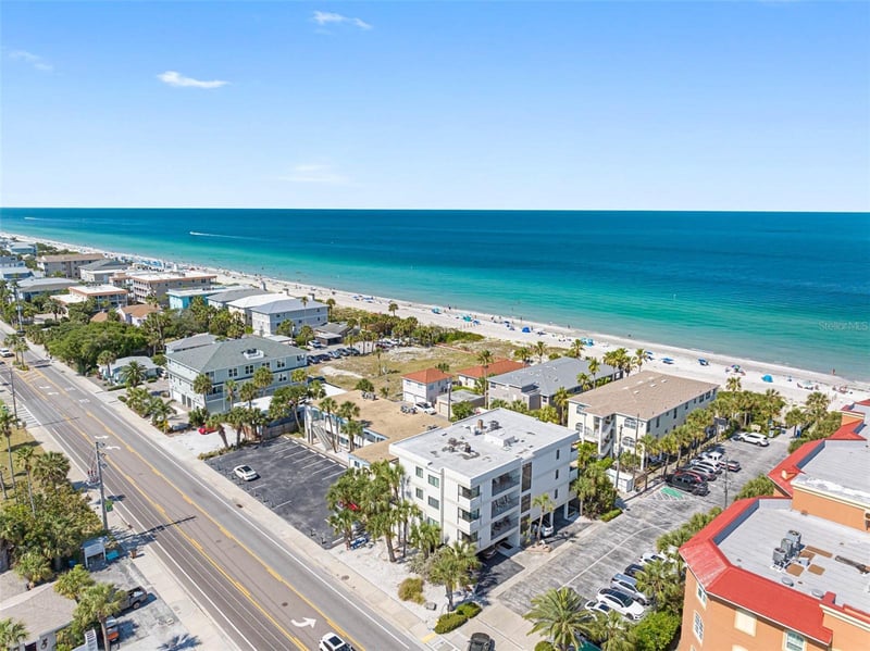 2112 Gulf Blvd #4B, Indian Rocks Beach, FL 33785
