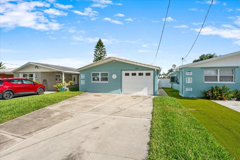 4821 Floramar Ter, New Port Richey, FL 34652