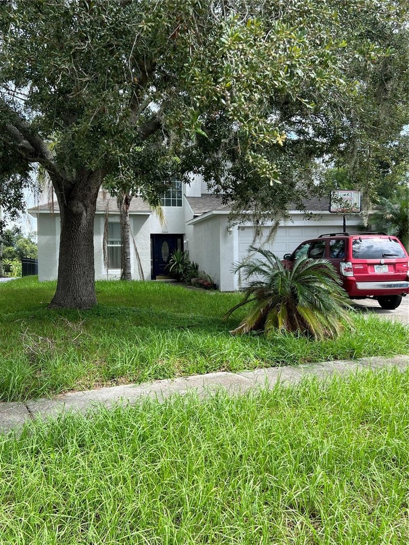 31803 Loch Aline Dr, Wesley Chapel, FL 33545