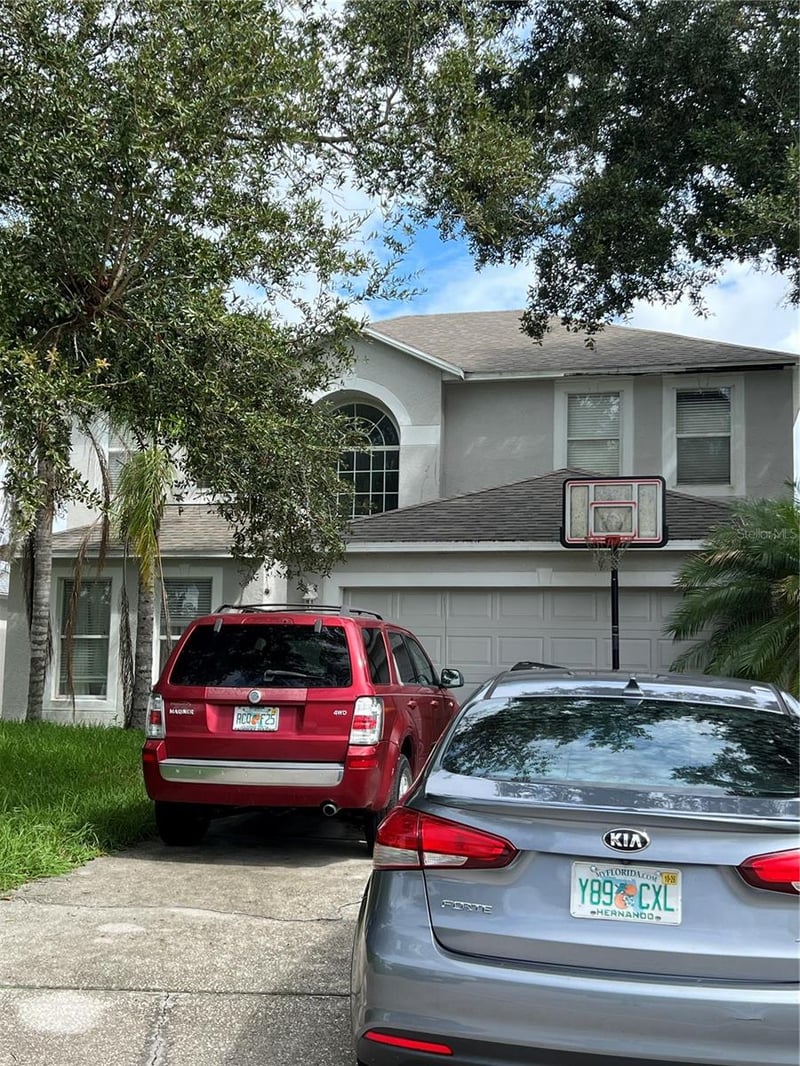31803 Loch Aline Dr, Wesley Chapel, FL 33545