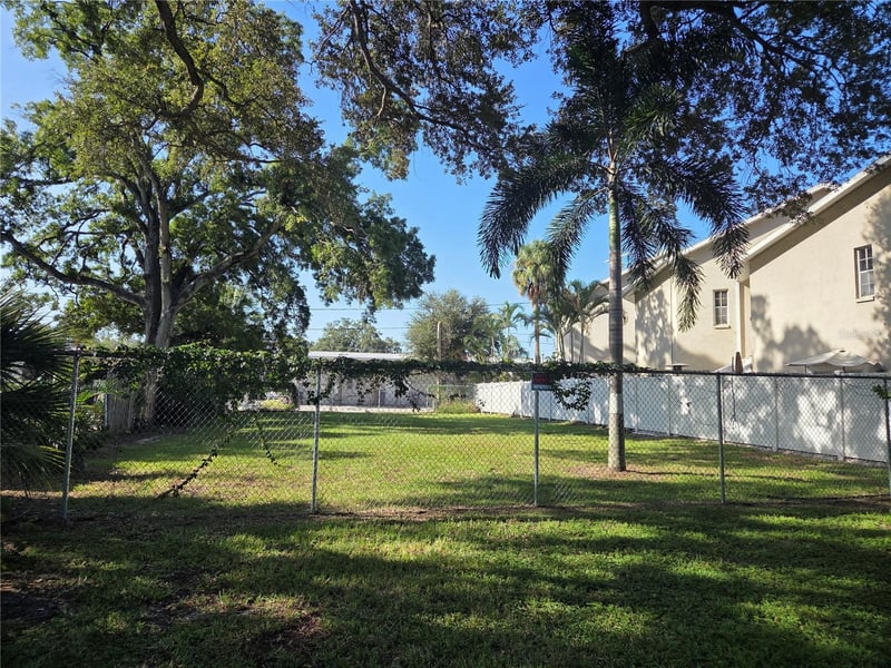 4310 W North A St, Tampa, FL 33609