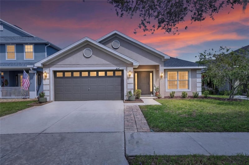 10747 Standing Stone Dr, Wimauma, FL 33598
