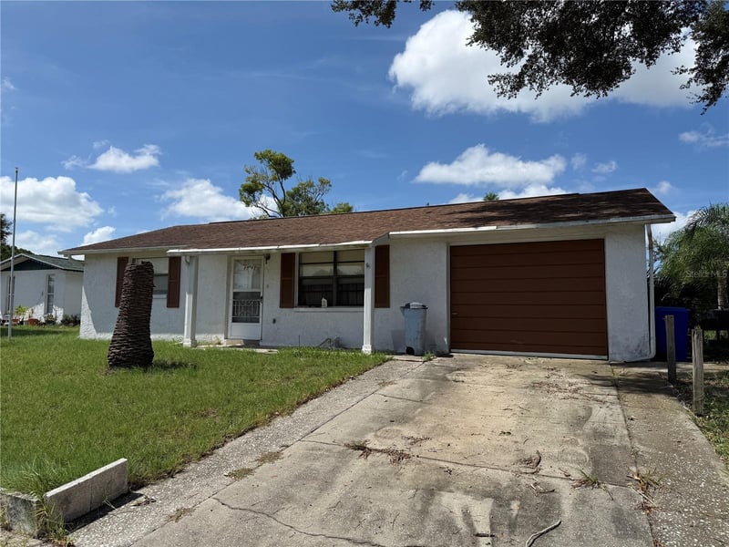 4847 5th St, New Port Richey, FL 34653