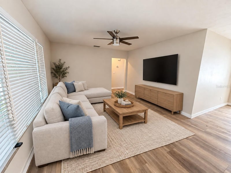 1450 Carolyn Ln, Clearwater, FL 33755