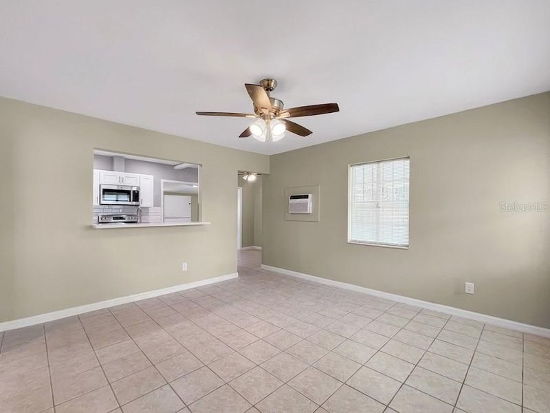 203 5th Ave NW, Ruskin, FL 33570