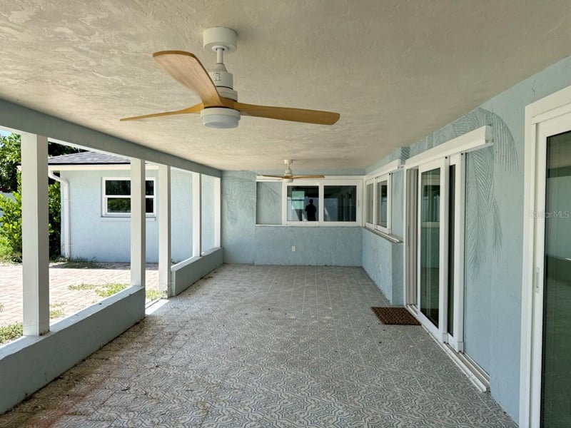 4568 40th St S, St Petersburg, FL 33711