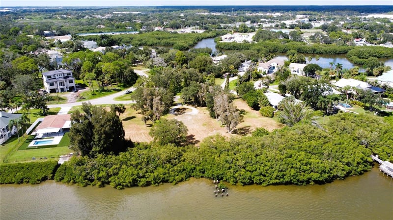 3825 Shore Blvd, Oldsmar, FL 34677