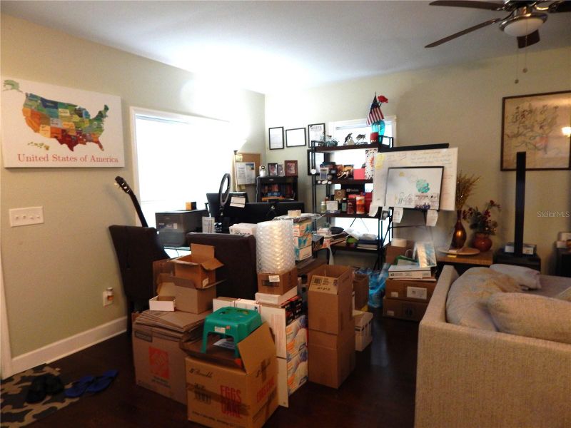 8608 N 9th St, Tampa, FL 33604