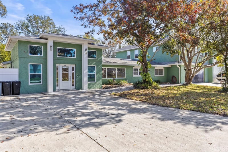 5657 Oceanic Rd, Holiday, FL 34690