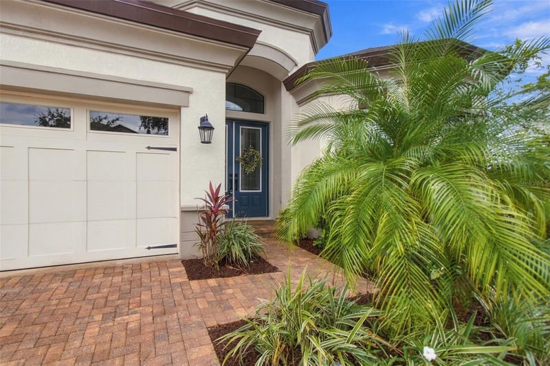 901 Grand Cresta Ave, Brandon, FL 33511