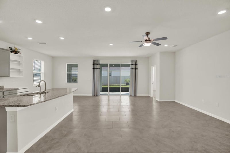 10966 Delta Huff Ct, San Antonio, FL 33576