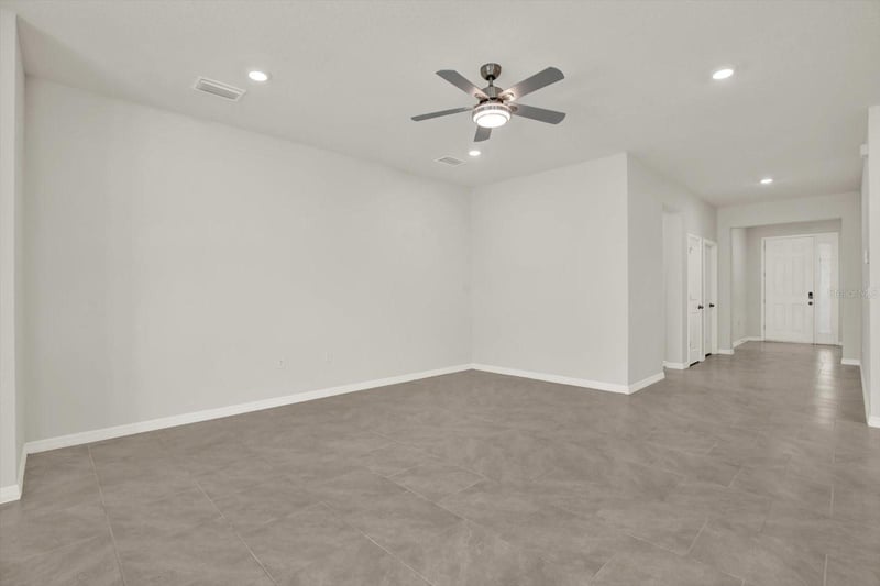 10966 Delta Huff Ct, San Antonio, FL 33576