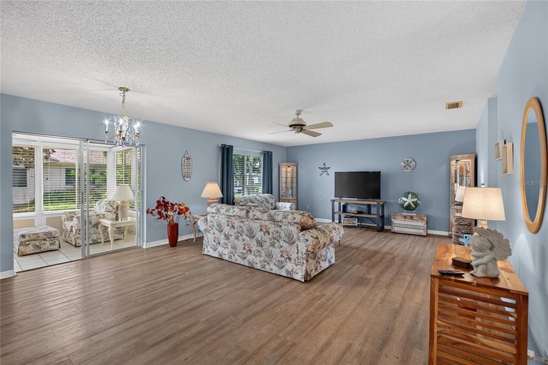 2203 Highclere Cir #2203, Sun City Center, FL 33573