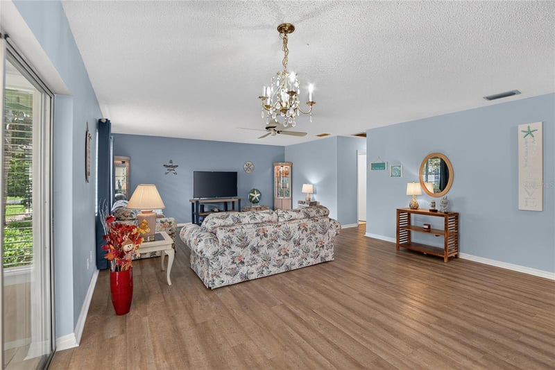 2203 Highclere Cir #2203, Sun City Center, FL 33573