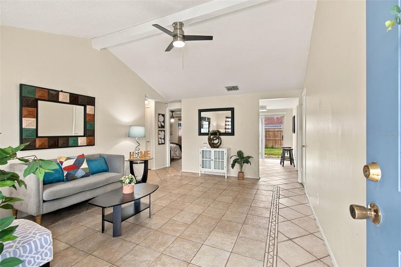 8406 Willow Forest Ct, Tampa, FL 33634