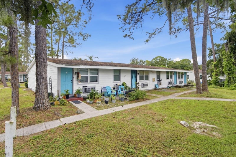 5901 Bryce Ln, Tampa, FL 33615