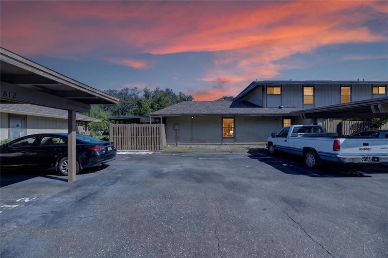 810 Hunters Ct, Brandon, FL 33511