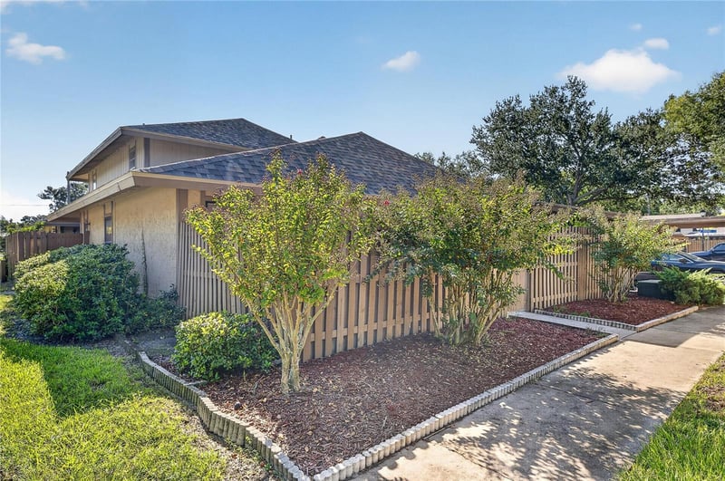 810 Hunters Ct, Brandon, FL 33511