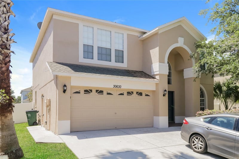 30630 Annadale Dr, Wesley Chapel, FL 33545