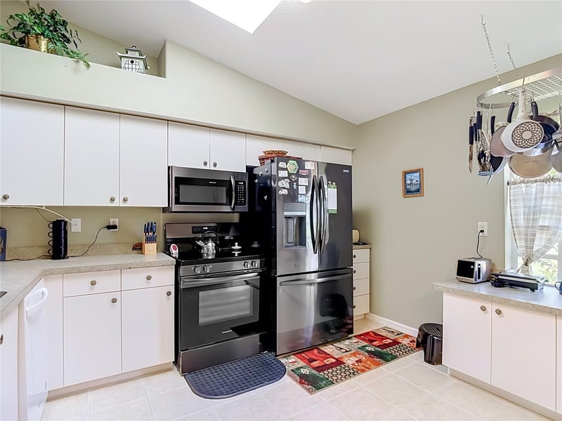 13424 Norman Cir, Hudson, FL 34669