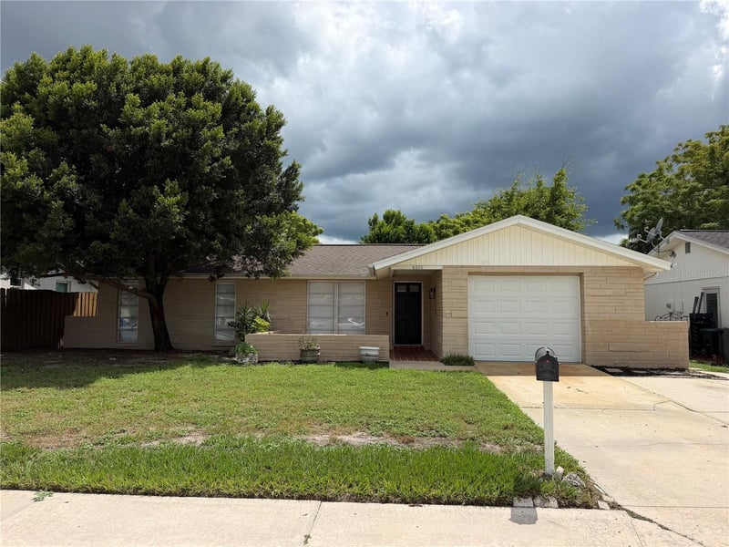 6810 El Camino Paloma St, Port Richey, FL 34668
