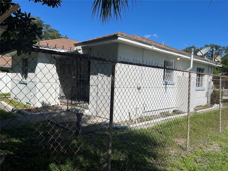 1227 E 24th Ave, Tampa, FL 33605